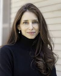 Janie Winter's Instagram, Twitter & Facebook