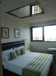 Buy the latest bedroom ceiling lamps gearbest.com offers the best bedroom ceiling lamps products online shopping. Bedroom With Mirror In Ceiling Picture Of Meriton Suites Kent Street Sydney Tripadvisor