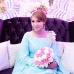 Ingin mengucapkan tahniah kepada elly mazlein yang selamat bergelar isteri kepada pengarah drama, azmi hatta. Elly Mazlein Selamat Bergelar Isteri Azmi Hatta