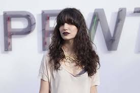 A haircut or hairstyle with fringes flatters your face with short elongated, textured, straight and curly hair. 16 Curly Hair Bangs Trending Styles To Wear In 2021