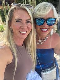 Reminder Raising Brave Event for mom's happening tonight at 6pm pst/ 9pm  eastern!