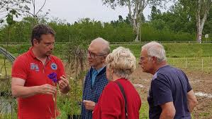 Oui, la météo ne nous aura pas gâtés pour cette première édition de la foire aux plantes, qui s'est déroulée les 27 et 28 avril dernier, au parc du puits salé, à lons le saunier. Foire Aux Plantes Dimanche Midilibre Fr