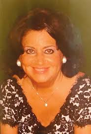 Excessive signage placed along stretch of Lakeshore