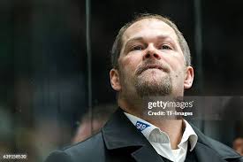 6,019 Steve Walker Photos & High Res Pictures