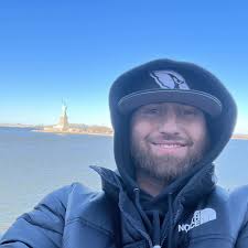 Brian Hickey (@mrclean_genesbarbershop1975) • Instagram-foto's en -video's