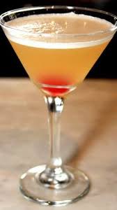 Italian Wedding Cake Martini Wedding Cake Martini Martinis Drinks Martini Recipes