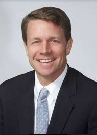 Despite problems, Lamont still pushing public-private partnerships