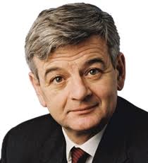 Joschka fischer, original name in full joseph martin fischer, (born april 12, 1948, gerabronn, germany), german political activist and politician who in the 1990s led the green party of germany (die grünen) into the government. Joschka Fischer Redner Moderator Speaker Celebrity Speakers
