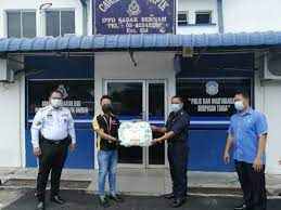 Ketua polis dhading, superintendan rabindra regmi, berkata suspek, raju pariyar, membawa kepala milik mangsa lelaki berumur 65 tahun yang dibunuhnya ke balai itu khamis lalu. Mr Diy Covid 19 Csr Ibu Pejabat Polis Selangor Mr Diy Always Low Prices