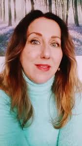 Oggi sono andata a trovare la mia amica Manuela Boschin Floriterapeuta  Fiori Australiani Bionature Opicina e ho ricevuto un gioiello speciale.  GRAZIE.🙏❤️✨ È quasi impossibile mantenere costantemente in equilibrio il  dare e