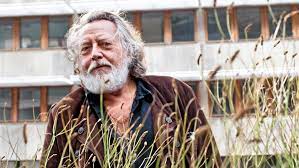 Ulf gerhard lundell (born 20 november 1949) is a swedish writer, poet, songwriter, composer, musician and artist. Recension Vardagar 2 Av Ulf Lundell Dn Se