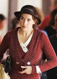 Evan rachel wood calls kate winslet mom in the new miniseries 'mildred pierce' premiering sunday. Mildred Pierce 2011 Feminema