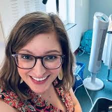 Lisa Poirier's Instagram, Twitter & Facebook