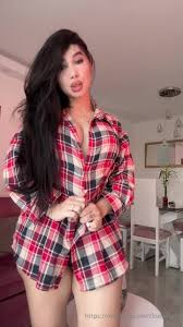 Cloe White aka cloewhitex OnlyFans - Lets flip a coin, heads your mine,  tails Im yours - XXX shemale video available for online viewing on X-tg.