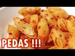 Mulai dari sajian sate telur puyuh ala jogja, sate telur puyuh bumbu kuning dan yang sedap adalah hidangkan dan nikmati sajian sate telur puyuh dengan aneka bumbu masakan yang sedap. Camilan Pedas Kulit Lumpia Pedas Mudah Dibuat Youtube