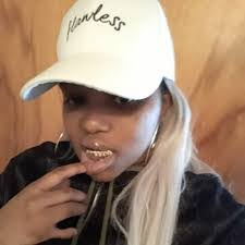 Marie Roc's Instagram, Twitter & Facebook