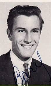 Steven Comer's Instagram, Twitter & Facebook