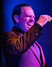 KURT ELLING