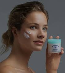 Moisturize me! . #fblifestyle