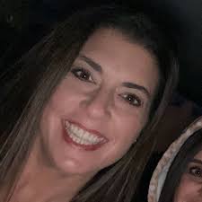 What are some tasty 7 brew coffee treats for a morning commute with a  preference for strong and hazelnut flavor?