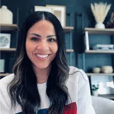 Darla Baldwin's Instagram, Twitter & Facebook