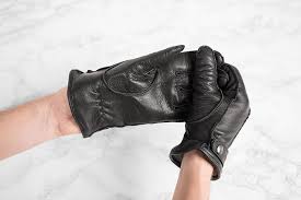 Learn how to measure your glove size correctly with our sizing guide. How To Measure Glove Sizes Correctly Dalgado