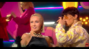 2:51 и слушать онлайн бесплатно. Klava Koka Niletto Krash Na Italyanskom Vechernij Urgant Pesnya V Mp3 Formate 2021