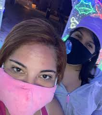 Una cita con el amanecer. Caminamos con Viento, lluvia, sol... y toma de  posesión del Gobernador. Leí en una pizarra, en un refugio cuando el  huracán María, esta frase: “Si amas verdaderamente