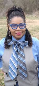 What are your favorite bold pop of color outfits?