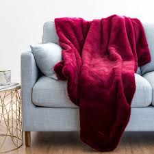 Plaid Imitation Fourrure Rouge 150x180 Appalaches Maisons Du Monde
