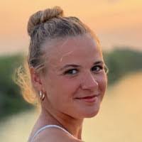 Theresa Steinberg's Instagram, Twitter & Facebook