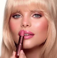 Candy Chic: K.I.S.S.I.N.G: Candy Pink Lipstick