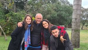 O jovem lucas santos, de 16 anos, foi encontrado sem vida na própria casa. Filho Do Tecnico Arce Ex Jogador Do Palmeiras Morre Em Acidente De Carro No Paraguai Jogada Diario Do Nordeste