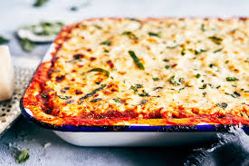 Spaghetti Squash Lasagna The Beachbody Blog Recipe Beachbody Recipes Spaghetti Squash Lasagna Recipes