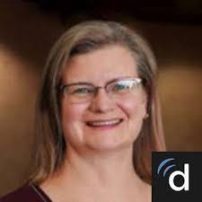 Elizabeth Warman's Instagram, Twitter & Facebook