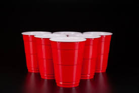 Aptos para microondas, lavavajillas y congelador. La Disposicion De Vasos De Plastico Rojo Premium Photo Freepik Photo Fondo Fiesta Deporte Cerveza Vasos De Plastico Juegos De Cerveza Cerveza