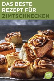Goldene Kurbis Zimtschnecken Selber Backen In 2020 Kurbis Zimtschnecken Rezepte Backrezepte
