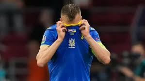 Born 23 october 1989) is a ukrainian professional footballer who plays as a winger or forward for english premier league club west ham united and the ukraine national team. Konflikt V Sbornoj Ukrainy Na Evro Yarmolenko I Marlos Ne Ssorilis Novosti Evro 2020 Segodnya