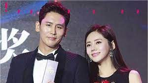 한편, '너는 내 운명'의 김동욱 pd는 큰 사랑을 받았던 '추우부부' 추자현♥우효광 부부에 이어 두 번째 국제결혼 부부다라면서 두 분 다 한 번의 아픔을 겪고 결혼을 한 재혼부부다라고 밝혀 눈길을 끌었다. ìš°íš¨ê´' ìž¬í˜¼ ì§„ì‹¤ ì•Œì•„ë³´ê¸°