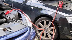 Nach längerem stehen springt das auto schwer an. Autobatterie Leer Tipps Und Tricks Zum Starten Bei Fr