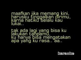 Akulah orang yang akan selalu memujamu akulah orang yang akan selalu mengintaimu. Rossa Hati Yang Kau Sakiti Karaoke Youtube