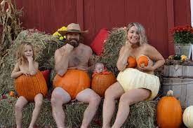 Pumpkin family photos : rawfuleverything