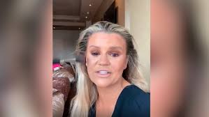 Instagram/tlc) kerry katona has opened up about her upcoming wedding to ryan mahoney after picking out her. Kerry Katona Blasts Government S Lockdown Rules After Matt Hancock S Affair Aktuelle Boulevard Nachrichten Und Fotogalerien Zu Stars Sternchen