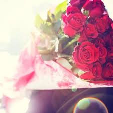 Mare mucenic dimitrie, izvorâtorul de mir a trăit pe vremea lui dioclețian și maximilian galeriu, împărați faimoși ai imperiului roman. Cele Mai Frumoase Flori Si Cadouri Pentru Sf Maria