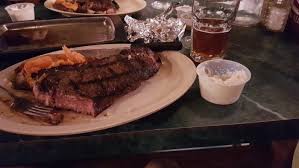 Devour Giant 32 Ounce Steaks At The Scioto Ribber A Remote Steakhouse In Ohio Steak Delicious Restaurant Best Steakhouse