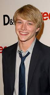 We use publicly available data and resources to ensure that our dating stats and biographies are accurate. Sterling Knight Sterling Knight Sterling Knight Starstruck Chad Dylan Cooper