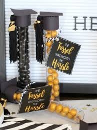 • college graduation party at home ideas. 25 Easy Graduation Party Ideas Fun365