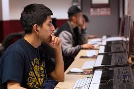 This means finding the best musician websites or popular music blogs to post about your latest music, hype your next show or even review your album will earn you some serious street cred, and some genuine new fans. 11 Music Blogs You Should Follow In 2019 Musicians Institute Hollywood