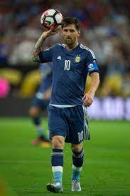 In the 2016 copa america, a fan invaded the pitch only to get a glimpse of his idol messi and then bowed down to touch his feet. Copa America On Twitter Messi Now Has The Most Assists Of Any Player At Copa100