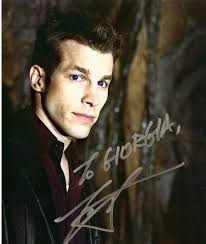 Who is Mark Lutz dating? Mark Lutz girlfriend, wife